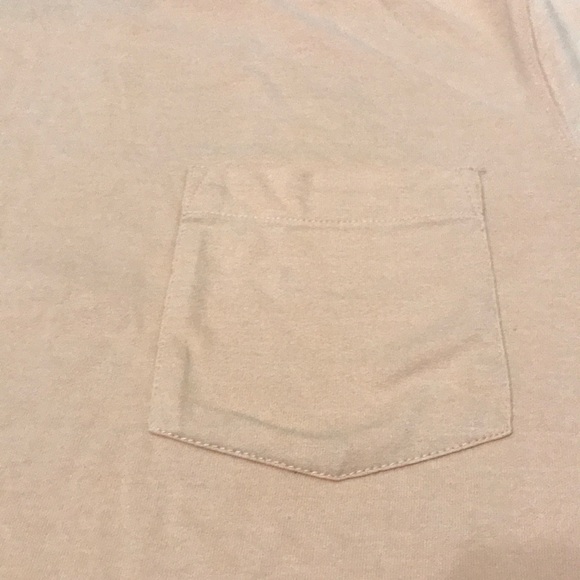 IZOD Men’s Shirt - Picture 2 of 3